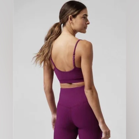 NWT Athleta Renew Bra in Electric Fuchsia, size Large (D-DD). - Picture 3 of 5